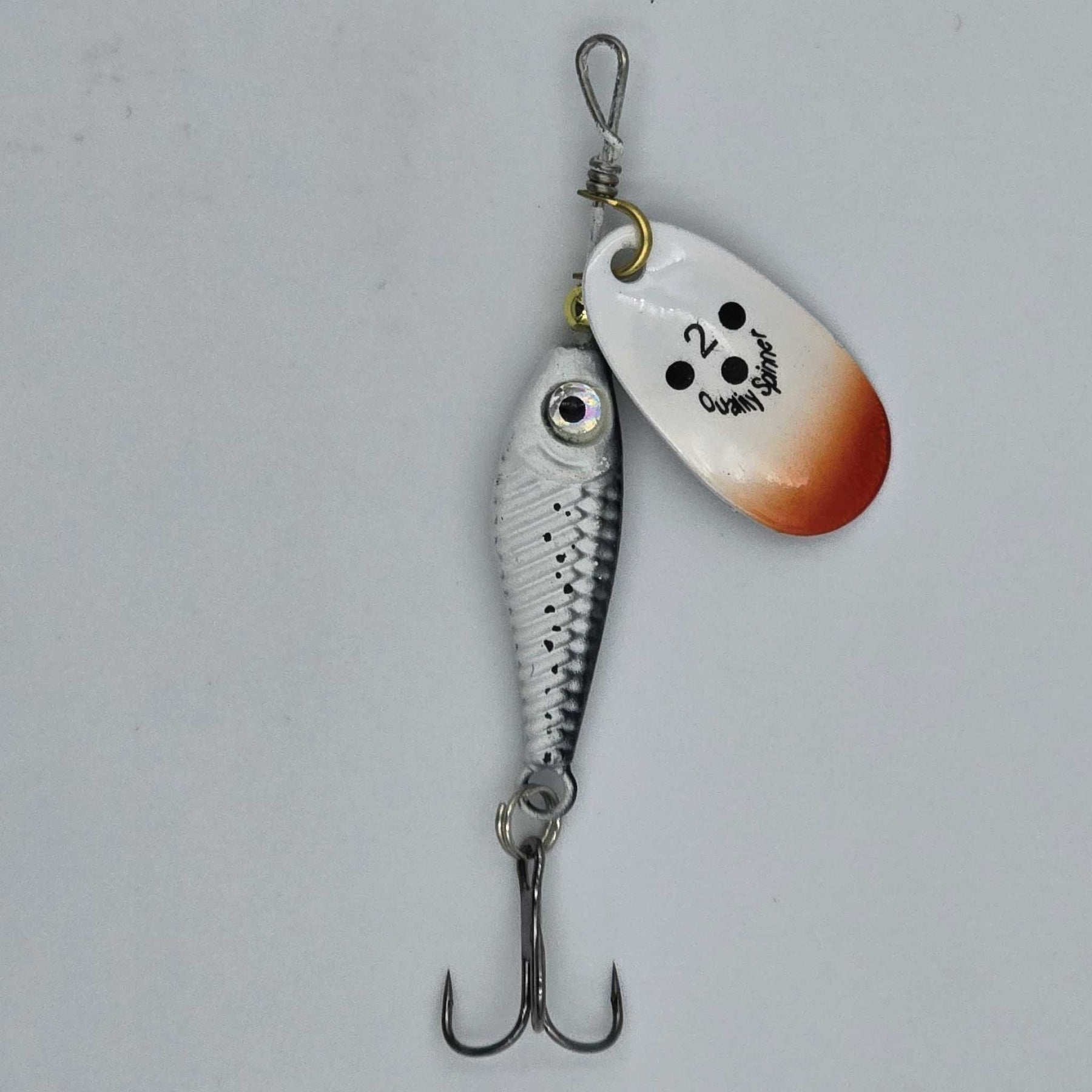A 3D fish-body spinner built for distance, flash and reaction strikes in Australian stillwater